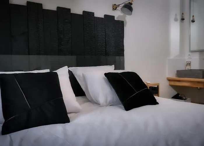 Tatil Evi Domaine Du Souvenir Saint-Paul-en-Pareds