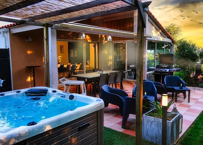 Domaine Du Souvenir Tatil Evi *